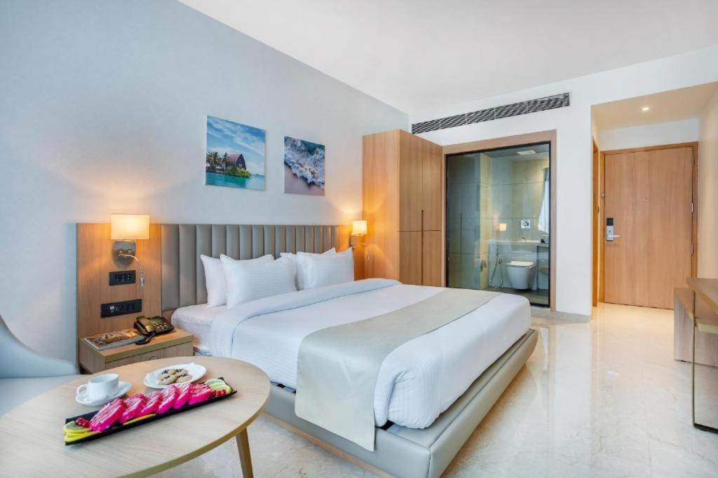 Hotel Plaza International Near Delhi Airport 新德里 外观 照片